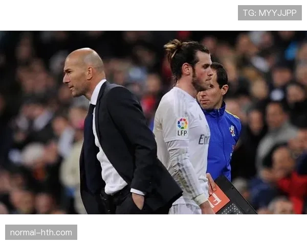 萨拉赫与贝尔巅峰期进攻效率及战术价值对比分析 萨拉赫与贝尔巅峰期进攻效率及战术价值对比分析