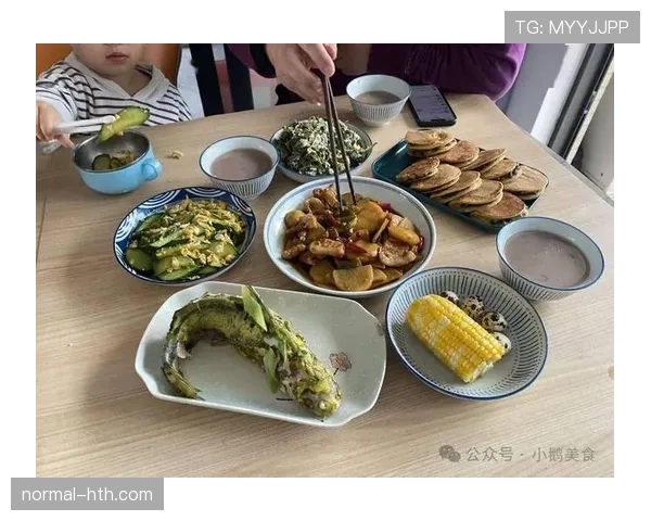 李诗沣又换大牌？朋友圈早餐看着比我月薪还壕